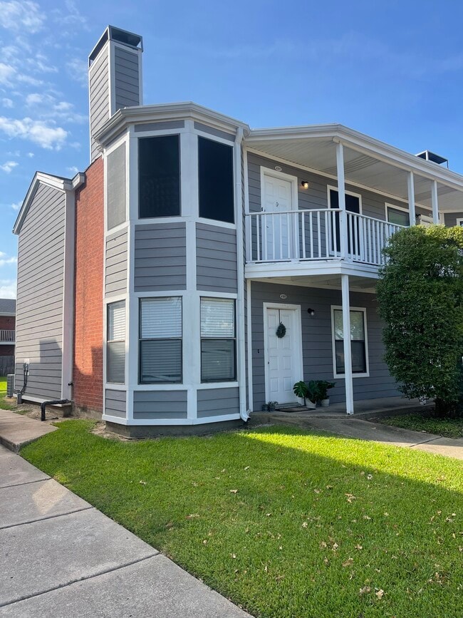 4441 Old College Rd, Unit #4201 in Bryan, TX - Building Photo - Building Photo