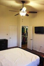 300 Parkin St in Baltimore, MD - Building Photo - Building Photo