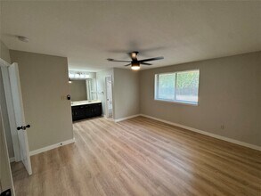 23802 Hunter Spring Cir in Spring, TX - Building Photo - Building Photo