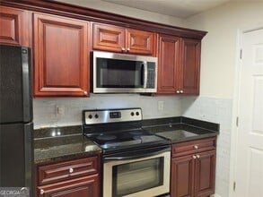 2108 Santa Fe Pkwy in Sandy Springs, GA - Building Photo - Building Photo