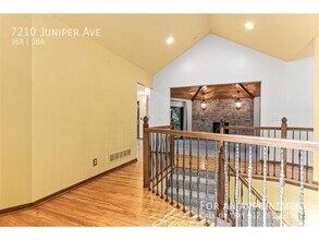 7210 Juniper Ave in Excelsior, MN - Building Photo - Building Photo