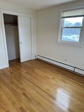 7 Heritage Way, Unit 1 in Burlington, MA - Building Photo - Building Photo