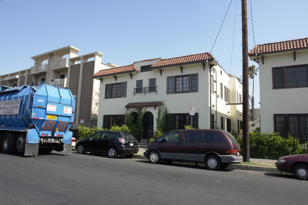 5544 Sierra Vista Ave in Los Angeles, CA - Building Photo