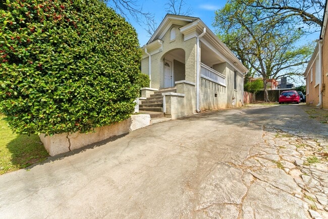 202 Warren St SE in Atlanta, GA - Building Photo - Building Photo