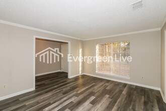 5506 Pine Arbor Dr in Houston, TX - Building Photo - Building Photo