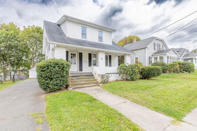 57 Foxon Pl in New Britain, CT - Building Photo - Building Photo
