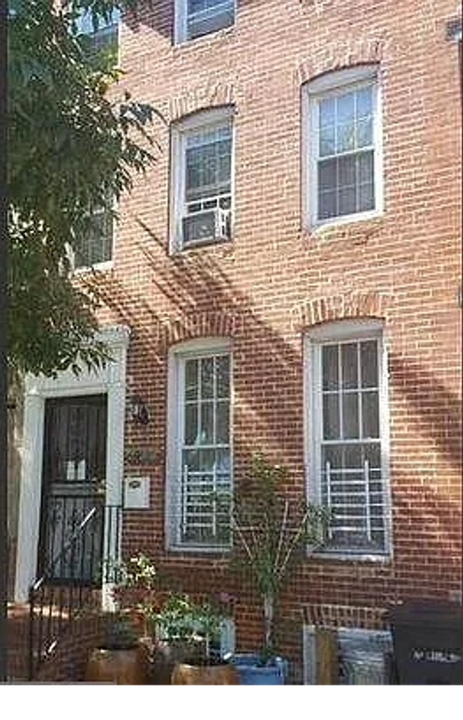 222 S Stricker St in Baltimore, MD - Building Photo