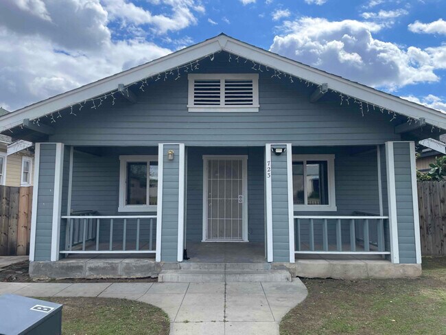 property at 723 Oregon St