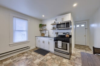 27 W James St, Unit Apt 3 in Lancaster, PA - Building Photo - Building Photo