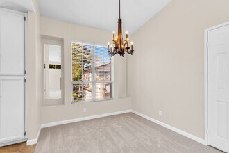175 Vía Contento in Rancho Santa Margarita, CA - Building Photo - Building Photo