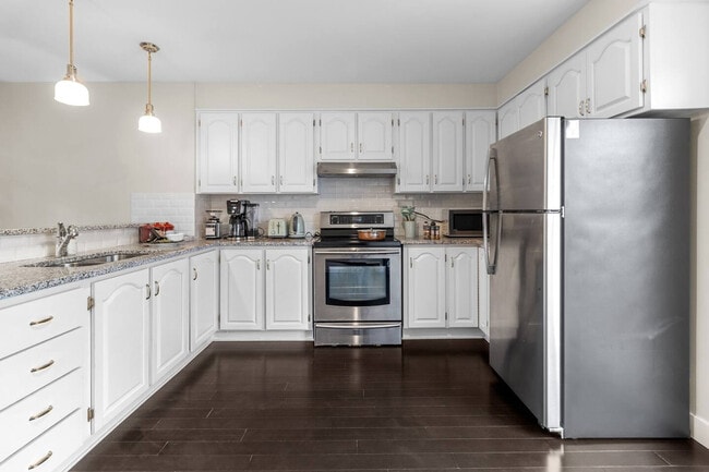 45 Quidi Vidi Rd, Unit SI FL3-ID1438822P in St John's, NL - Building Photo - Building Photo