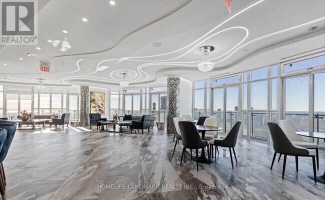 60 Absolute Ave in Mississauga, ON - Building Photo - Building Photo