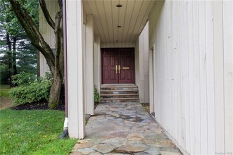 49 Talcott Rd in Rye Brook, NY - Building Photo - Building Photo