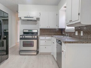 4315 42nd St in Lubbock, TX - Building Photo - Building Photo