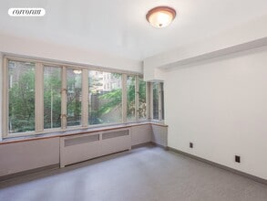 35 E 35th St in New York, NY - Building Photo - Building Photo