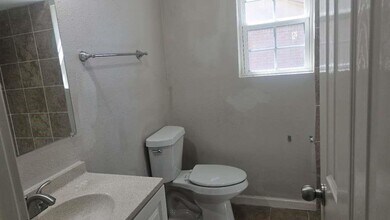 8607 Sherrywood Dr in Houston, TX - Building Photo - Building Photo