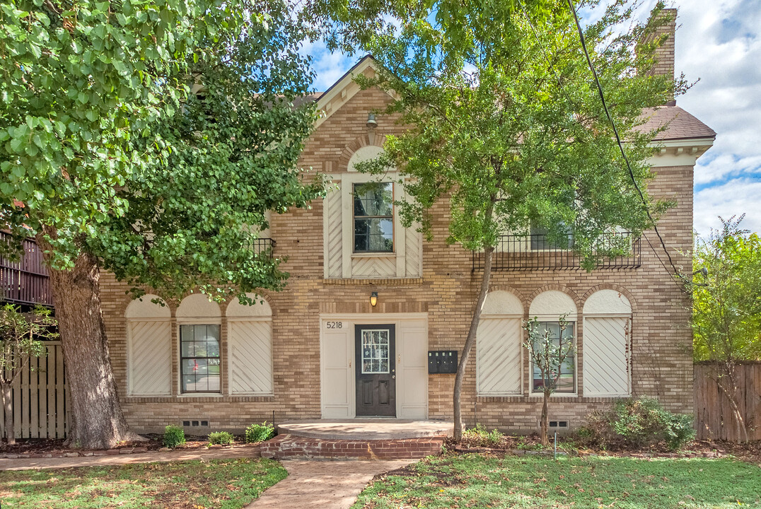 5218 Columbia Ave in Dallas, TX - Building Photo