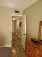 4500 N Flagler Dr, Unit A4 in West Palm Beach, FL - Building Photo - Building Photo