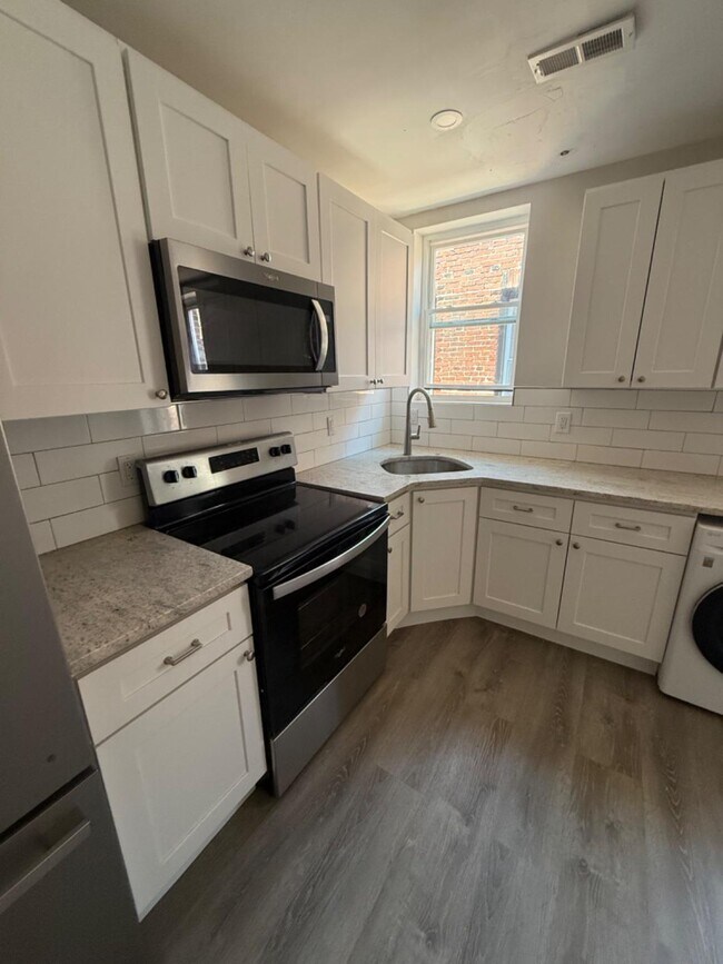 property at 2013 N 63rd St