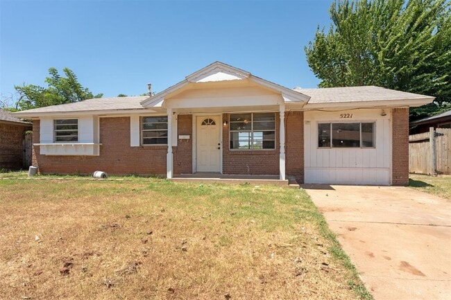 property at 5221 Foster Dr