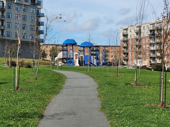 343 Bently Dr in Halifax, NS - Building Photo - Building Photo