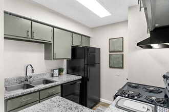 Sonoma Apartments in Houston, TX - Building Photo - Building Photo