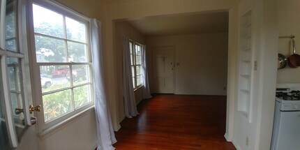 424 E Freeland St, Unit 2 in Long Beach, CA - Building Photo - Building Photo