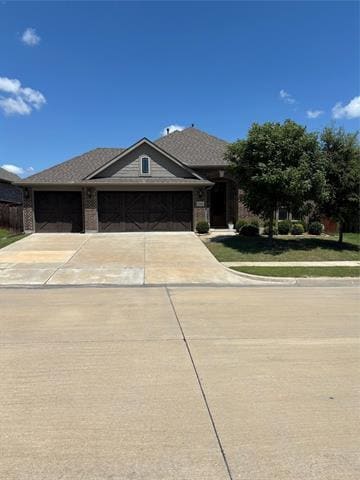 property at 1909 Recioto Dr