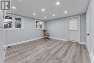 13 Hopkins St in Thorold, ON - Building Photo - Building Photo