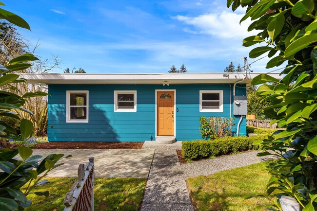 229 SW 124th St in Seattle, WA - Building Photo - Building Photo