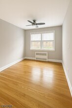 26 Locust Dr in Summit, NJ - Building Photo - Building Photo