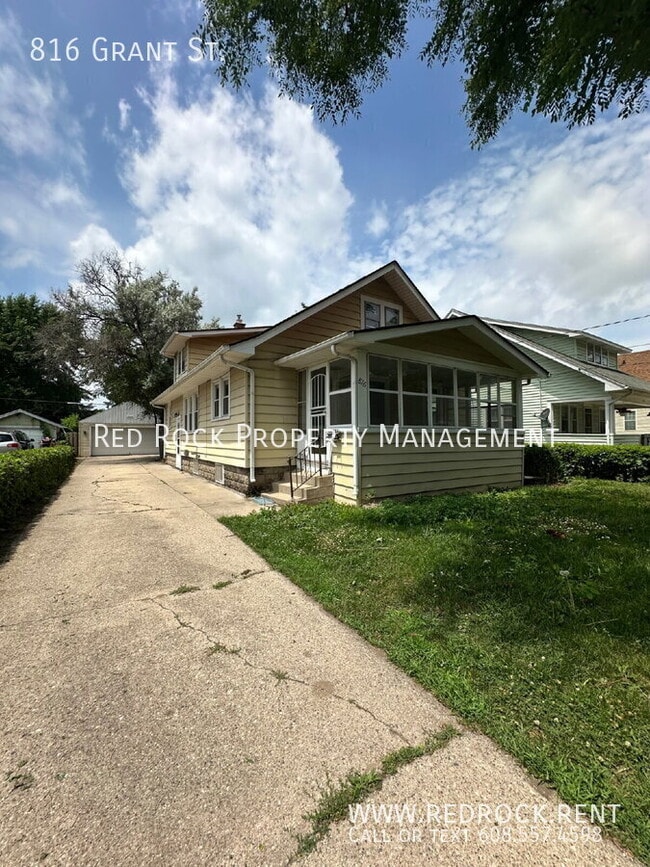 property at 816 Grant St