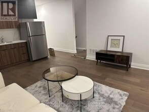 15 Persica St in Richmond Hill, ON - Building Photo - Building Photo