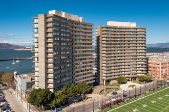 Fontana East Apartment in San Francisco, CA - Building Photo - Building Photo