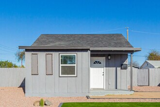 2345 N Dayton St in Phoenix, AZ - Building Photo - Building Photo