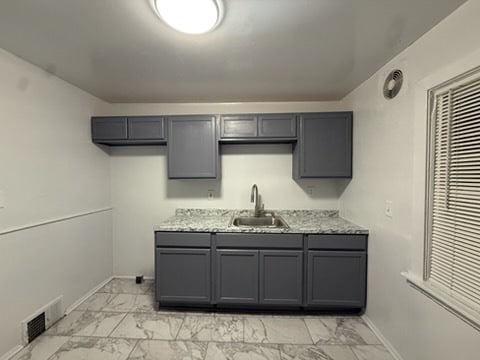 12578 Camden Ave in Detroit, MI - Building Photo - Building Photo