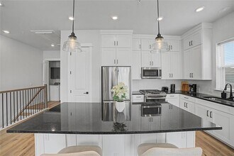 2930 Moreno St in Austin, TX - Building Photo - Building Photo