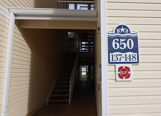 property at 650 Is Clb Ct