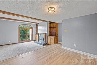 5190 Corbin Ln in Hickory, NC - Foto de edificio - Building Photo