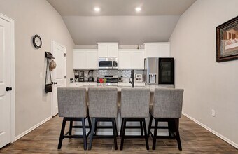 11652 SW 12th St in Yukon, OK - Building Photo - Building Photo