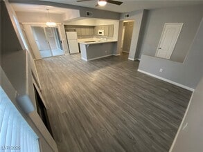 7716 Constanso Ave in Las Vegas, NV - Building Photo - Building Photo