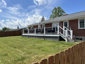 120 Clearview Dr in Christiansburg, VA - Building Photo - Building Photo