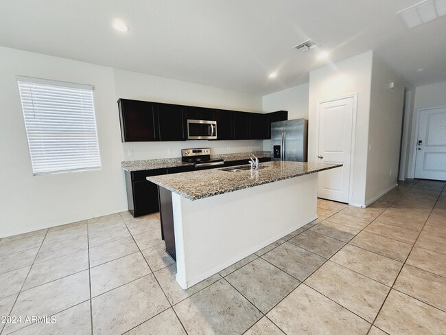 1753 W Cameron Blvd in Coolidge, AZ - Building Photo - Building Photo