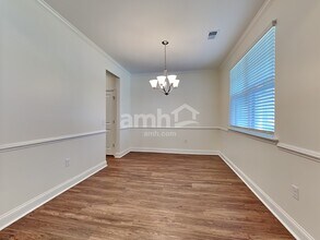 513 West St in Moncks Corner, SC - Foto de edificio - Building Photo