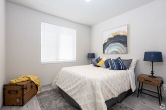Lost Lake Forest Apartments in Lakewood, WA - Foto de edificio - Building Photo