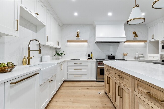 3 Field St, Unit 3 in Cambridge, MA - Building Photo - Building Photo