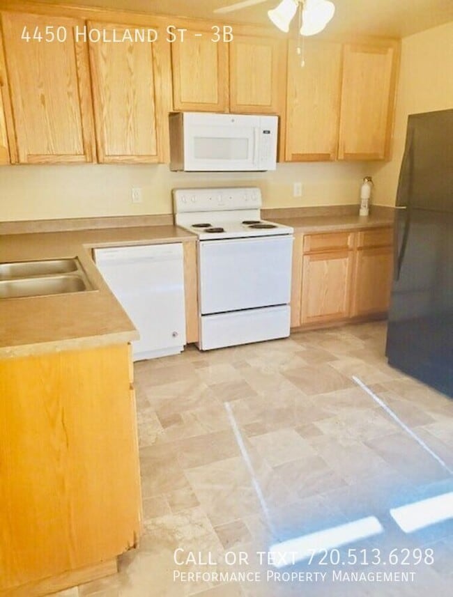 4450 Holland St in Wheat Ridge, CO - Building Photo - Building Photo
