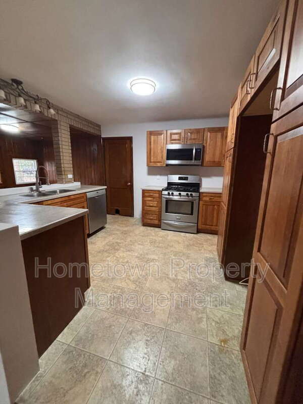 property at 132 Locust Grove Rd