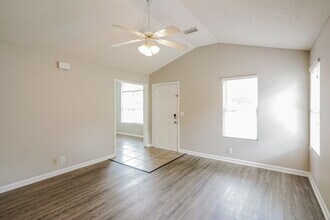 1515 Rochester Dr in Murfreesboro, TN - Building Photo - Building Photo