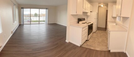 3030 NE 10th St, Unit 202 in Renton, WA - Building Photo - Building Photo